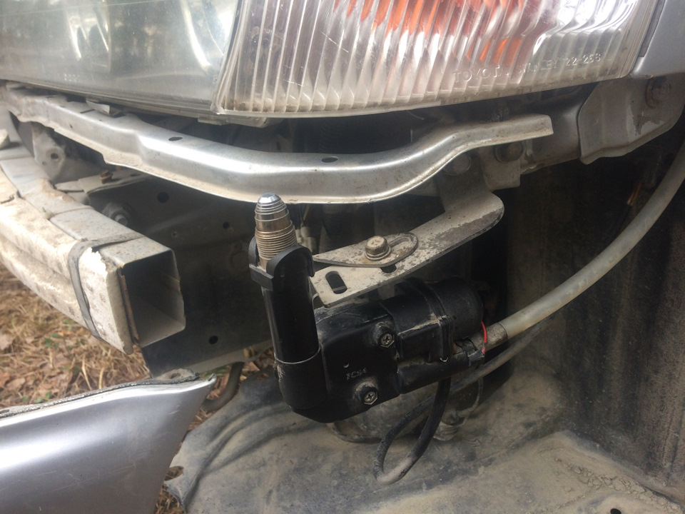 ремонт габаритной антенны в переднем бампере — Toyota Chaser (100), 2 л ...