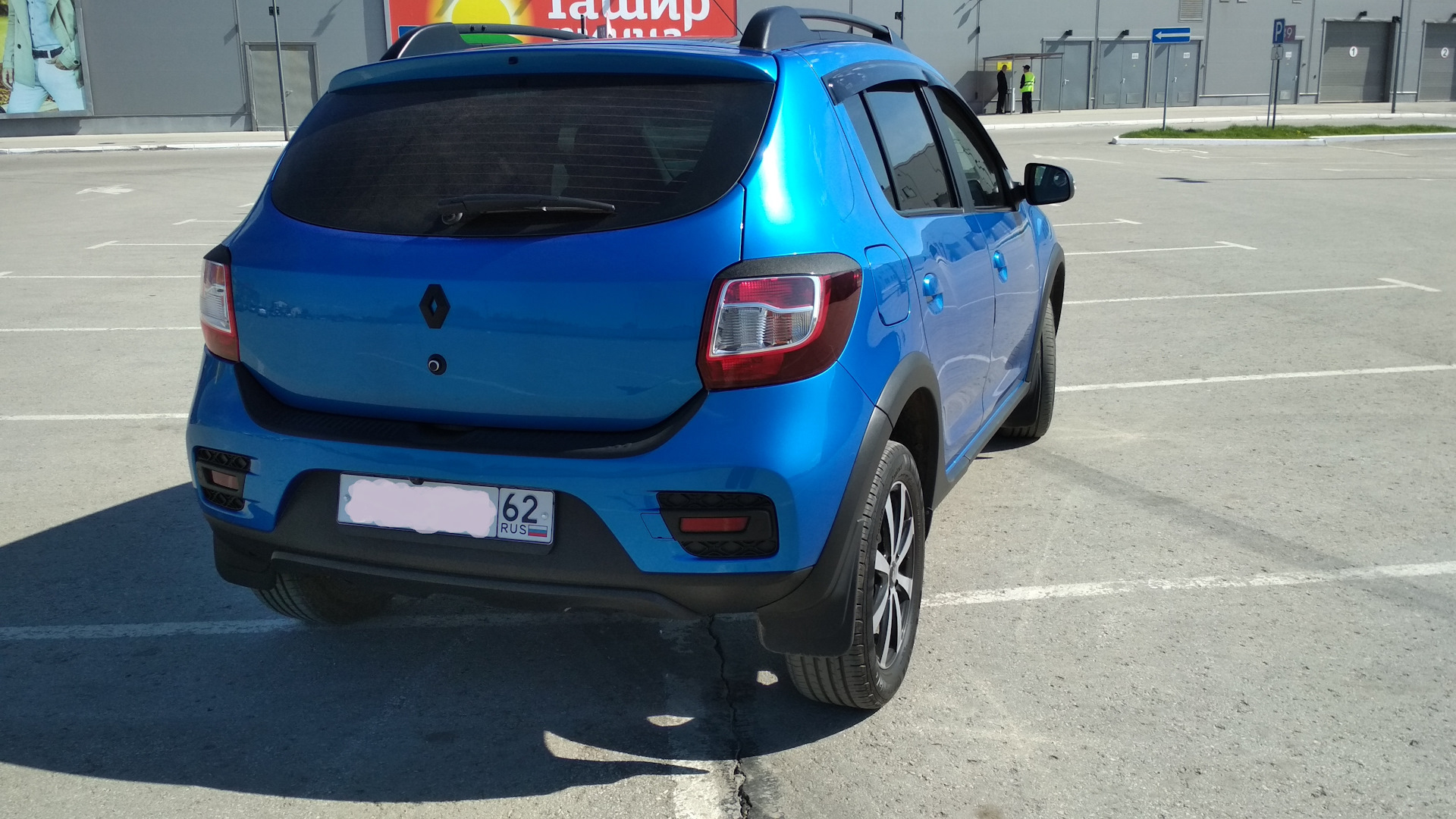 Renault Sandero Stepway (2G) 1.6 бензиновый 2016 | Stepway ат на DRIVE2