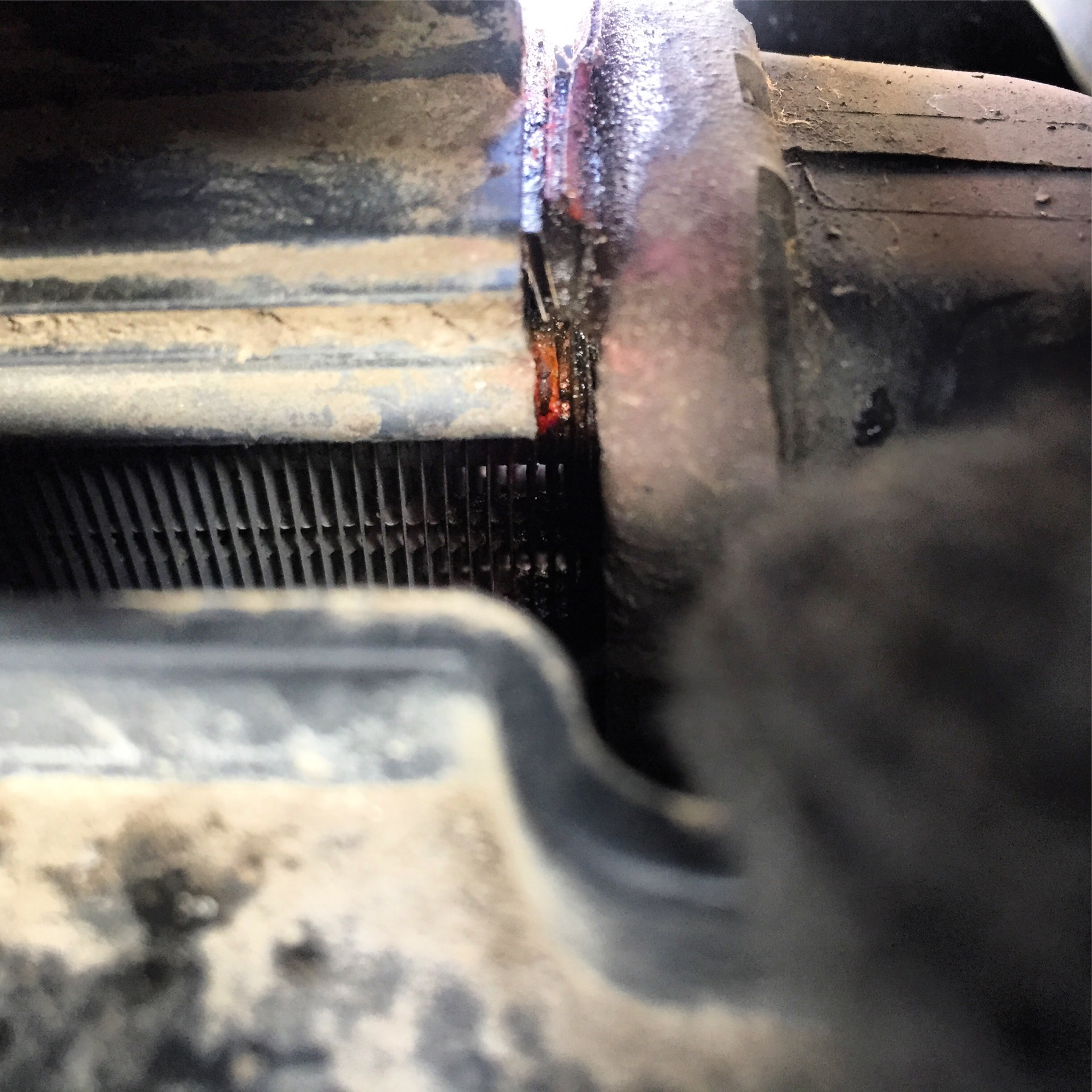 Радиатор потек — Skoda Octavia A5 Mk2, 1,6 л, 2011 года | поломка | DRIVE2