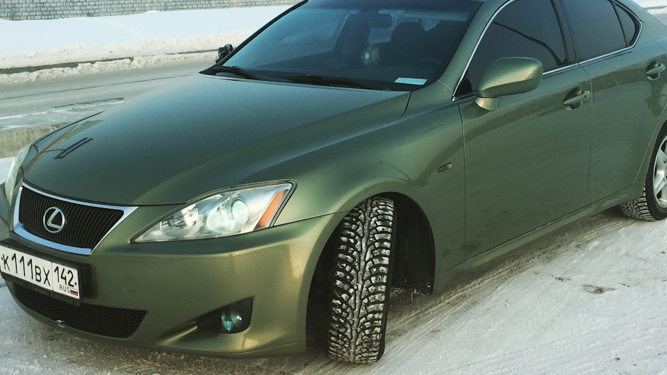 Lexus IS