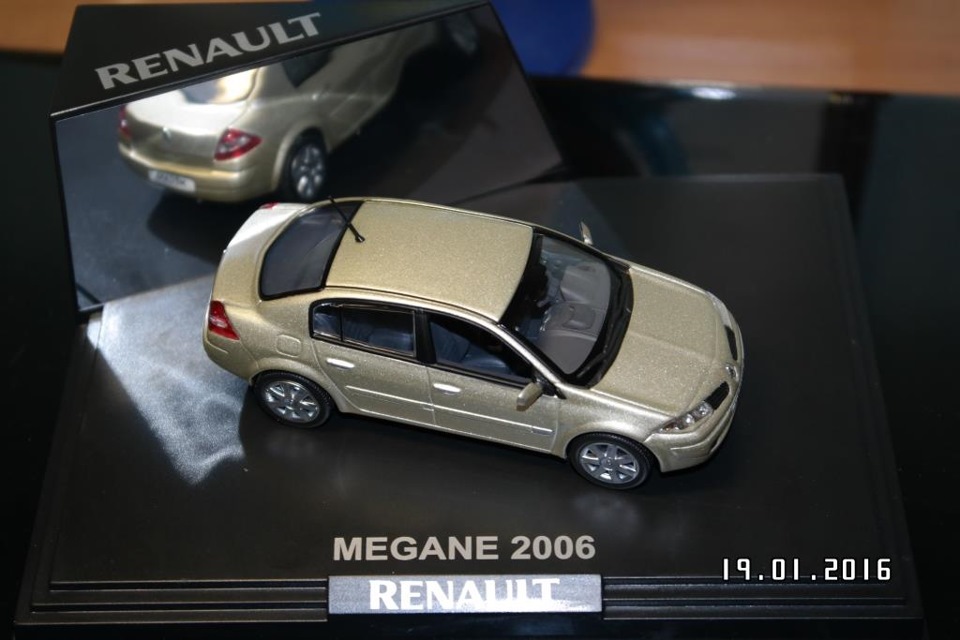 diecast megane 2