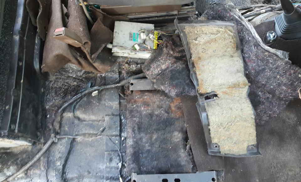 Перестал качать бензонасос, выбивает предохранитель… — Isuzu Trooper ...