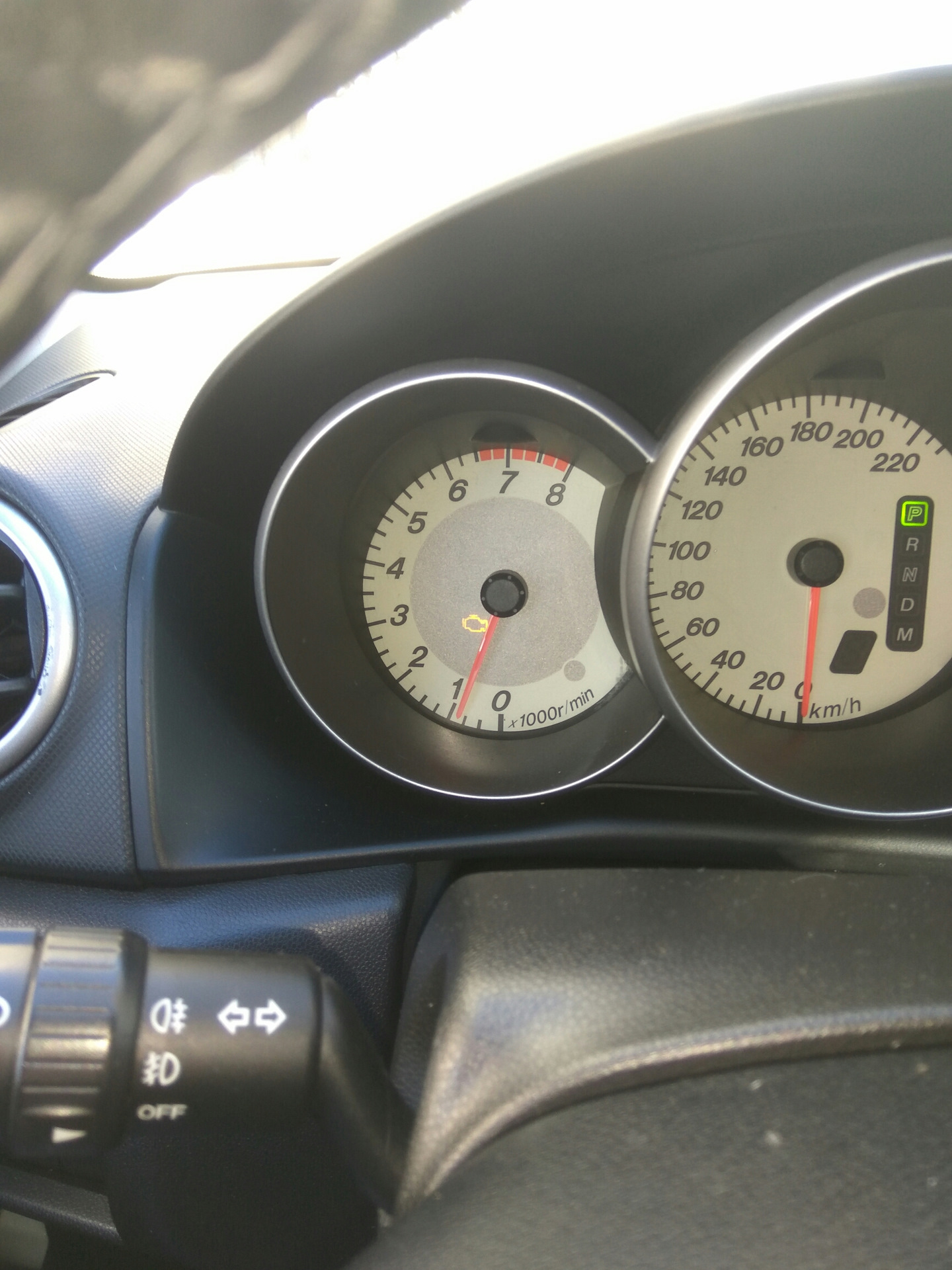 знак abs в машине mazda3 знак abs в машине mazda3