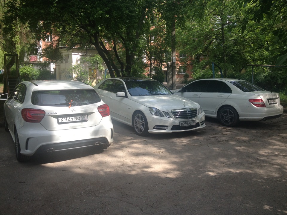Фотографии во дворе - Mercedes-Benz E 63 AMG (W211), 6,3 л, 2008 года фотография