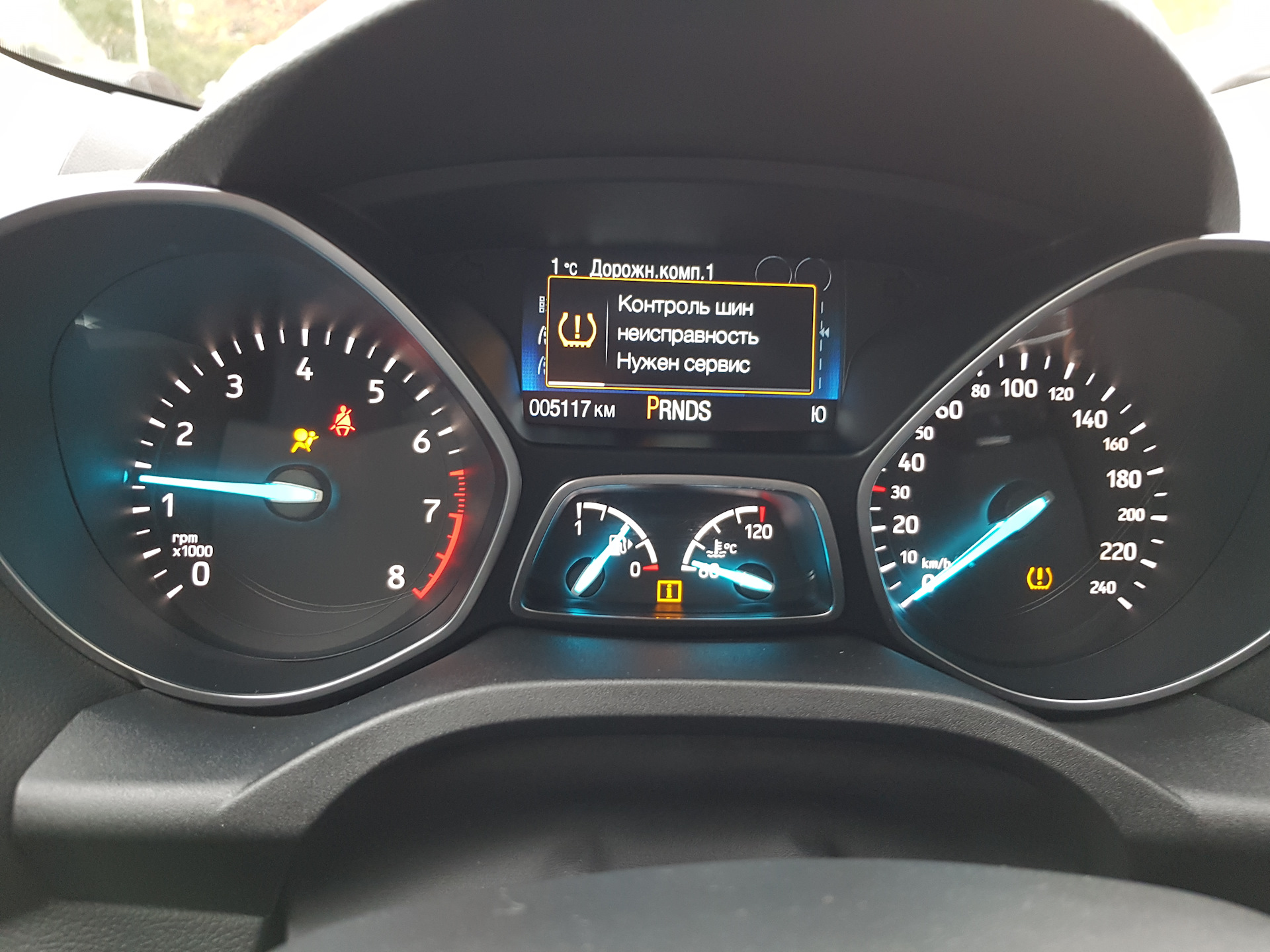 Неисправности куги. Датчики давления в шинах Куга 2. Датчик давления Форд Куга. Форд Куга 2017 датчик давления шин. TPMS Ford Focus 3.