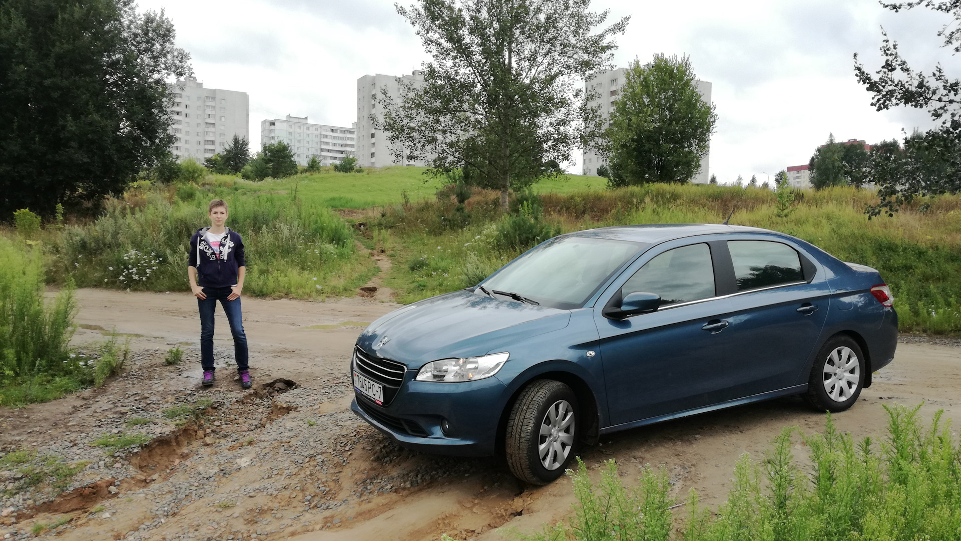 Peugeot 301 (2012) 1.6 бензиновый 2017 | 