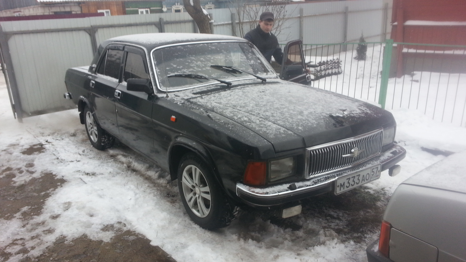 Газ 3102 5. Волга газ 31013. Волга дипломат газ 3102. Газ 3110 узкий бампер. Газ 31 29.