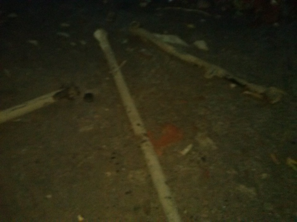 выбрался денек поменял реактивные тяги плюс втулки на амортизаторах ...