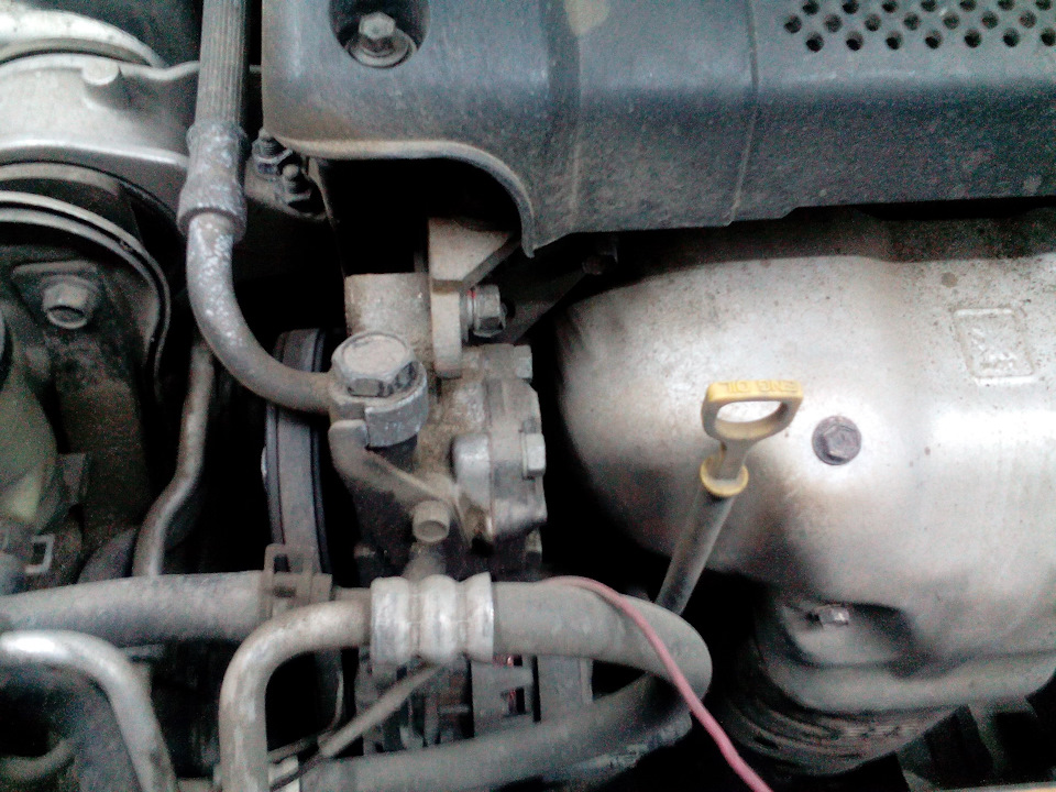 Замена насоса ГУР — Hyundai Sonata IV (EF), 2 л, 2011 года | своими ...