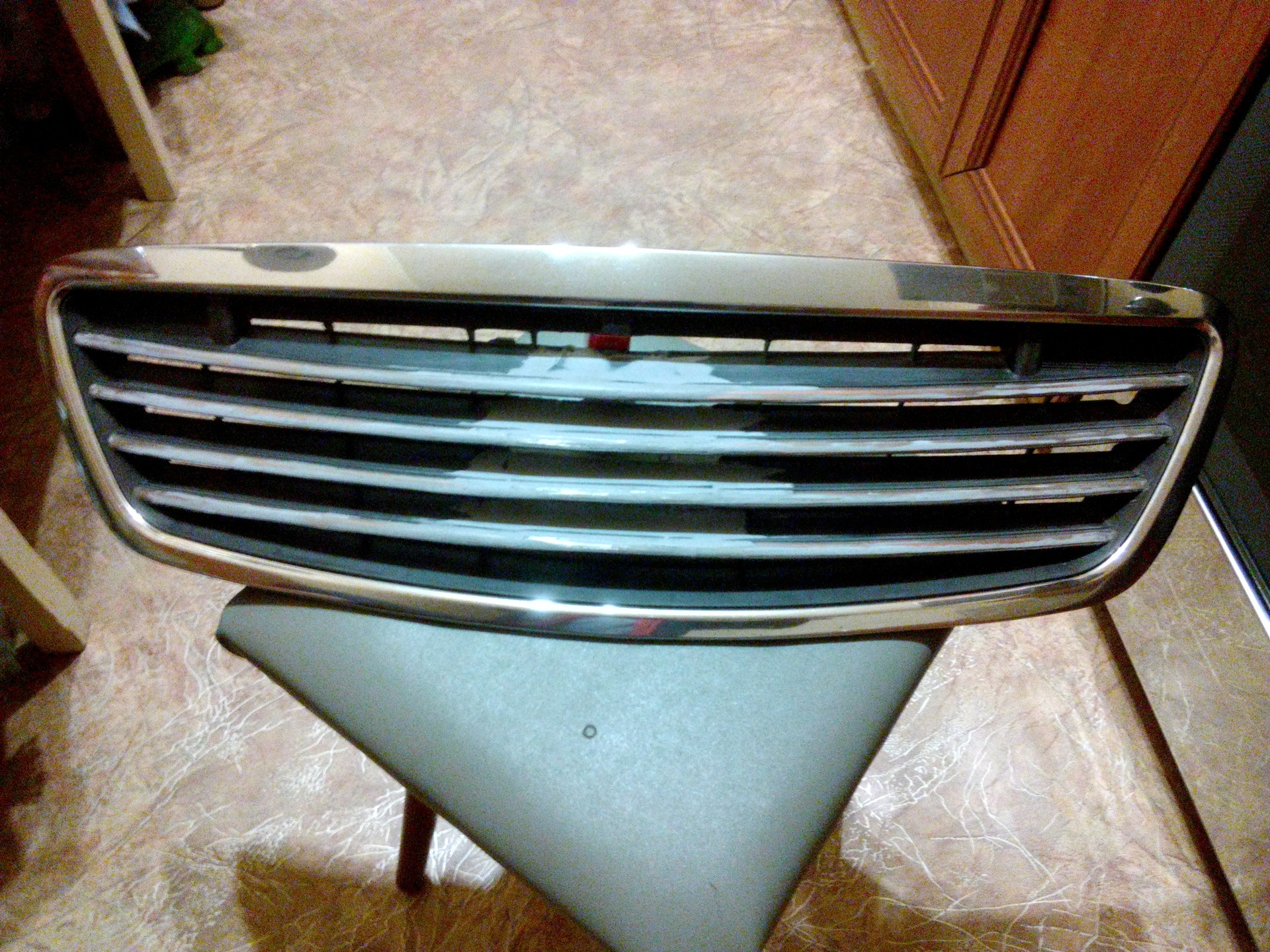 решетка радиатора джили