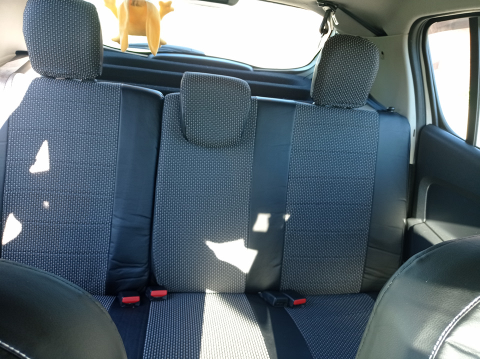 Задний ряд — Renault Sandero Stepway (2G)