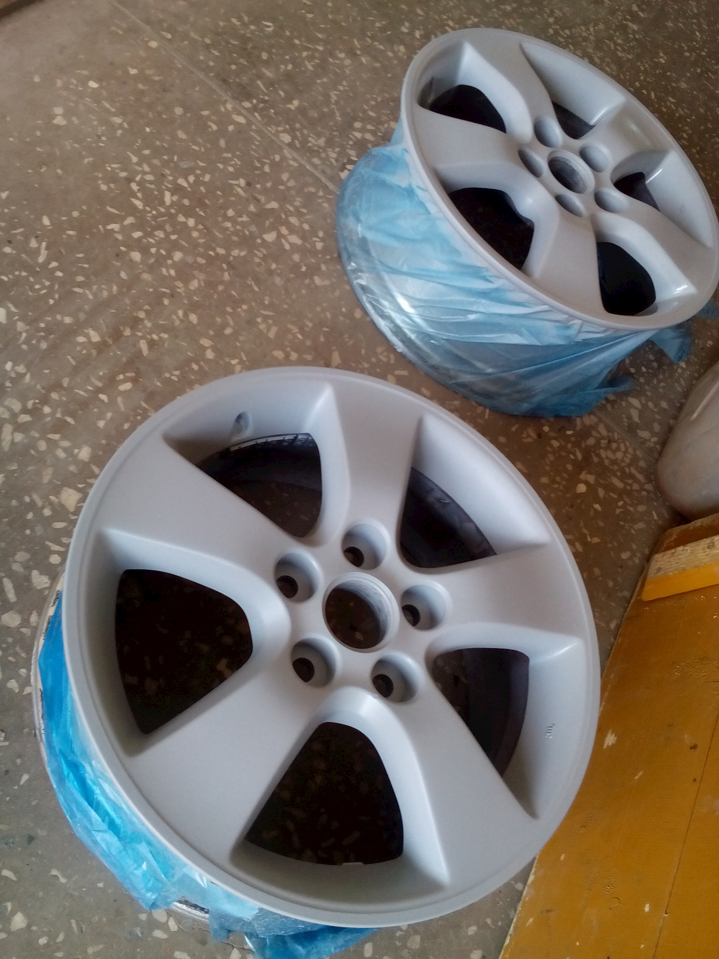 Самостоятельная покраска литых дисков — DRIVE2