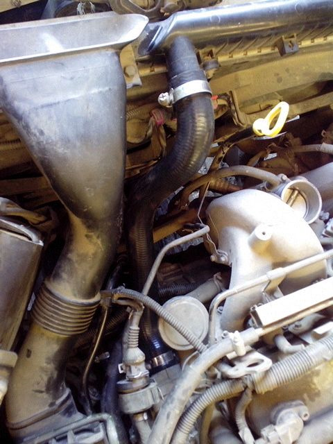 Верхний патрубок радиатора ВАЗ-2110 на Chery Fora — Chery A5 Fora, 2 л ...