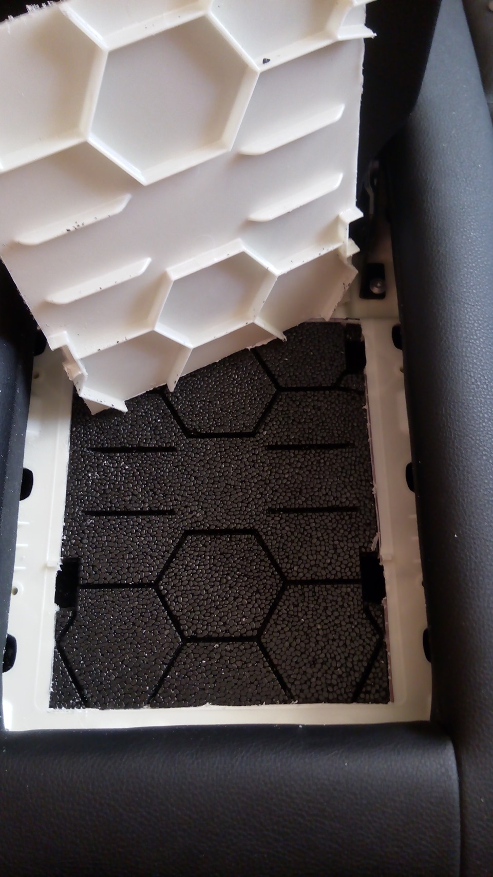 Проём для сноуборда и лыж — BMW 5 series (F10), 2 л, 2014 года | тюнинг ...