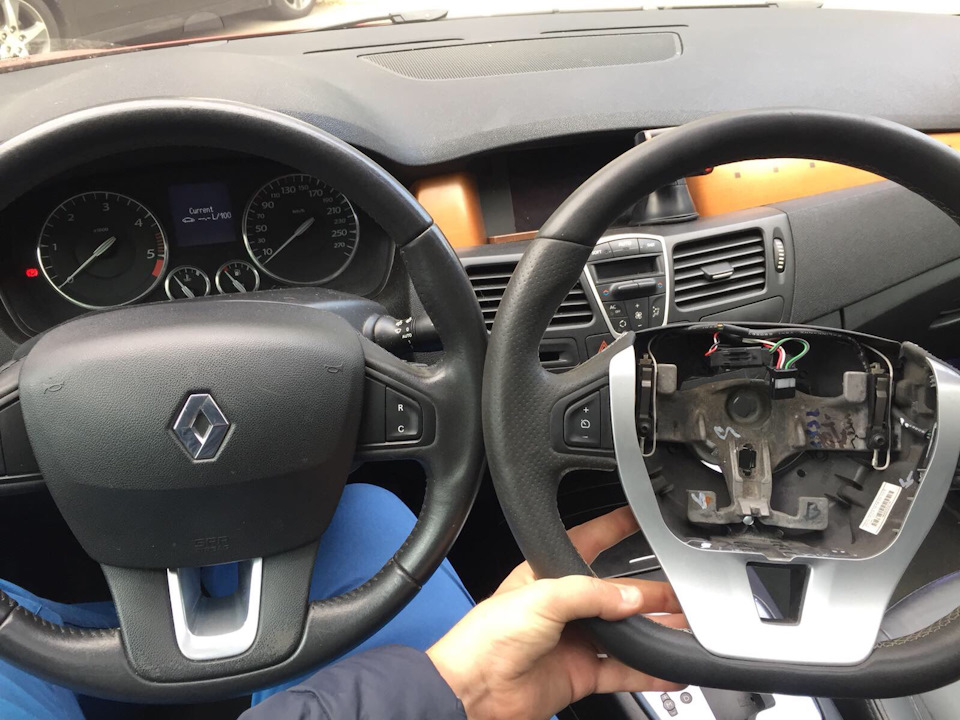 Как снять руль лагуна 3 Руль GT Renault Laguna 3 - Renault Laguna III, 2 л, 2007 года аксессуары DRIVE2