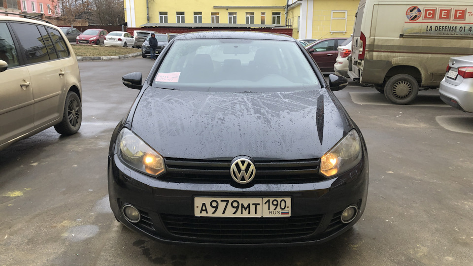 Volkswagen Golf Уголек