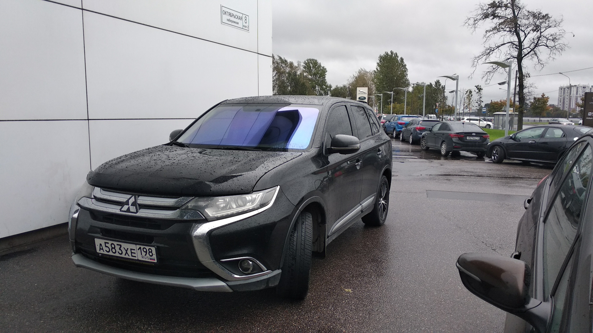 Mitsubishi outlander 3 2 рестайлинг антихром. Mitsubishi outlander 3 антихром. Mitsubishi outlander 3 антихром. Аутлендер антихром. Аутлендер антихром.