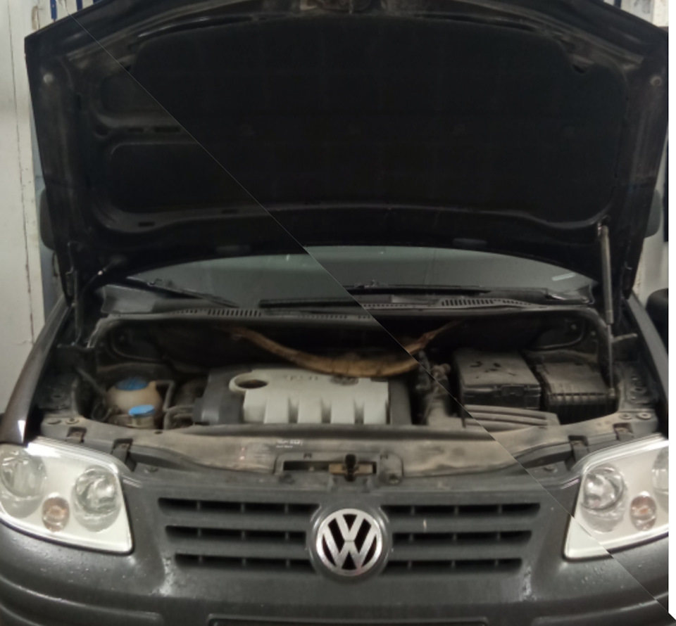 Шумка под капот. — Volkswagen Caddy (3G), 1,9 л, 2006 года | аксессуары ...