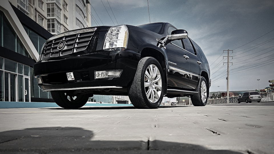 Cadillac escalade третьего поколения минусы