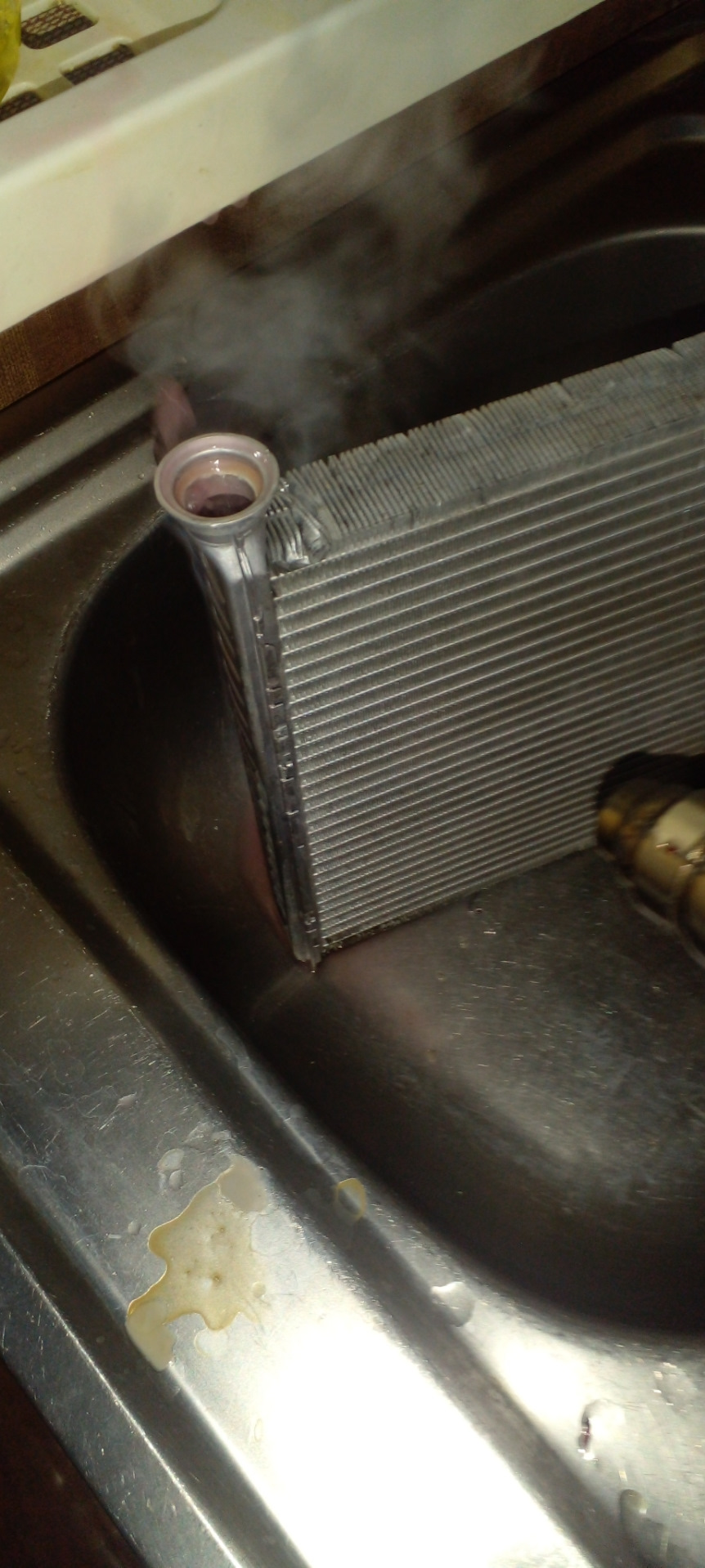 Чистка радиатора печки. — Peugeot 308 SW (1G), 1,6 л, 2008 года ...