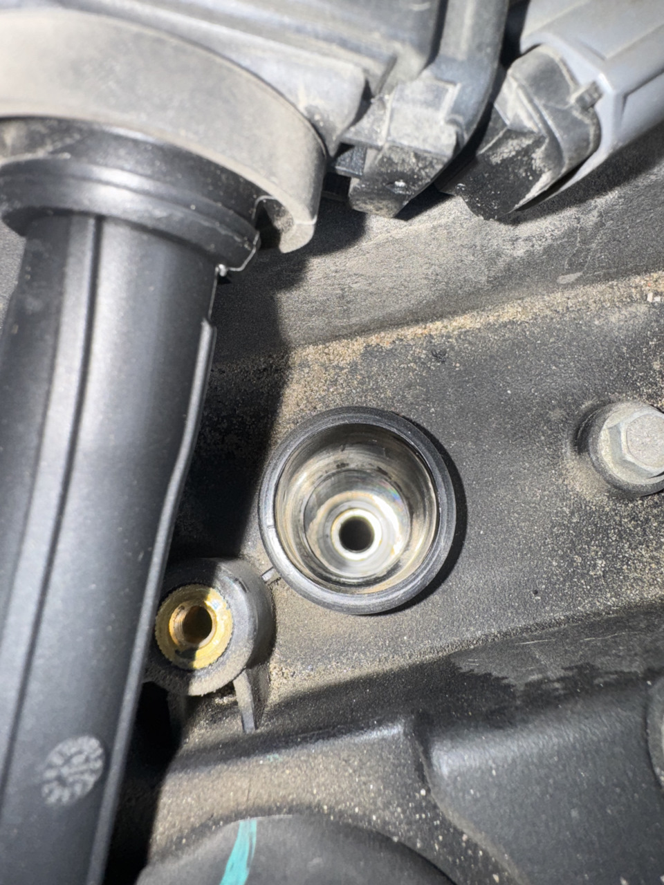 3-й — Geely Atlas (1G)