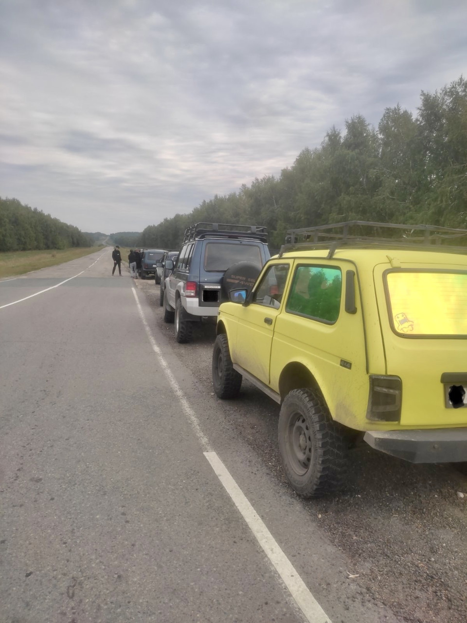 Поездка в село Лох через пос. Ягодная поляна — Lada 4x4 3D, 1,7 л, 2004  года | путешествие | DRIVE2