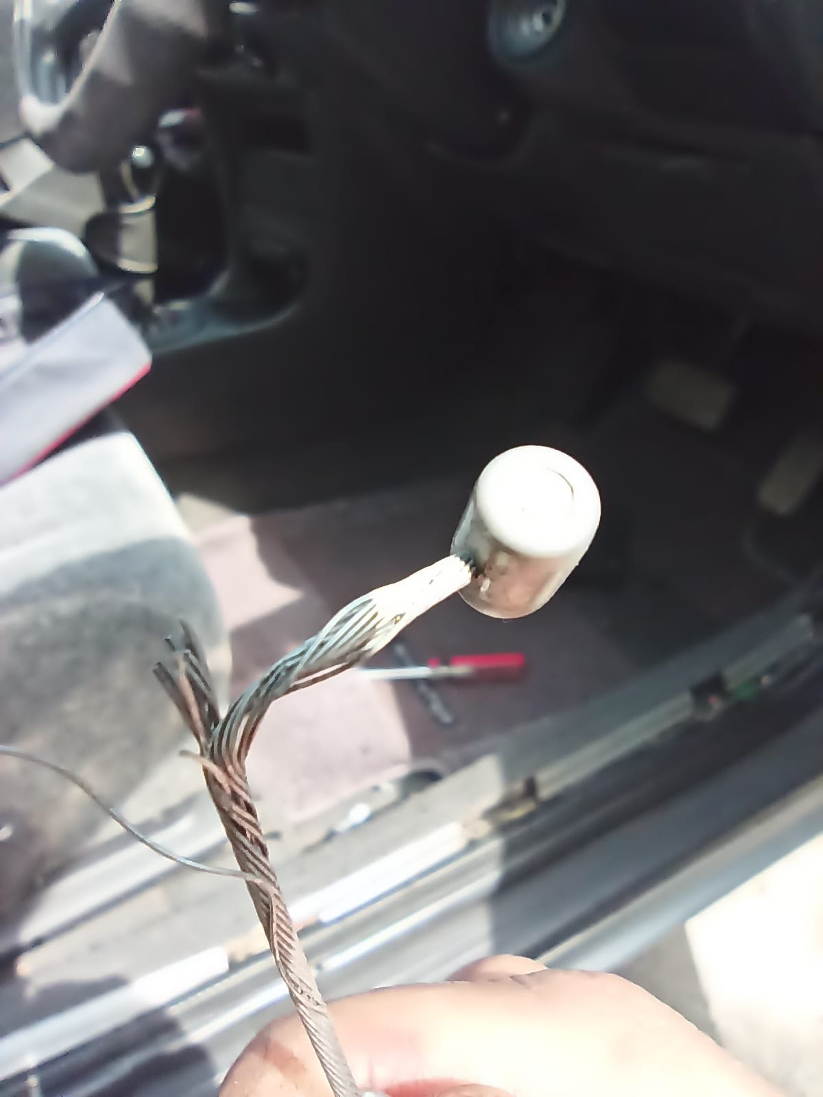 Трос багажника — Toyota Sprinter (100), 1,6 л, 1992 года | запчасти ...