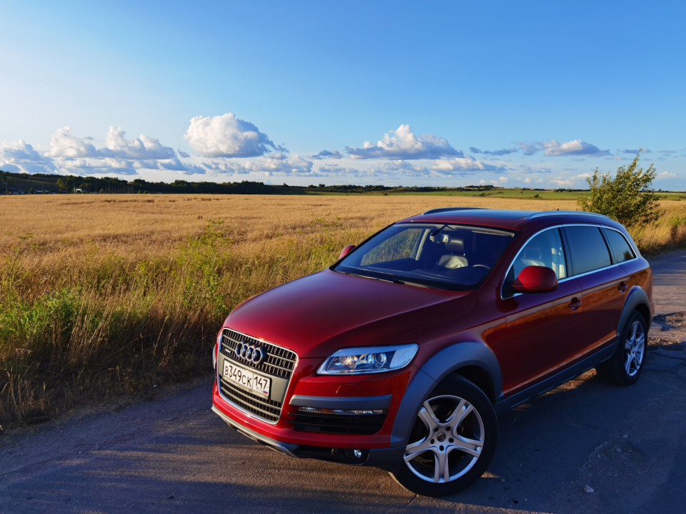 Ауди моргает спираль. Audi q7. Ауди q7 мигает желтая машина. Моргает спираль на дизеле Ауди q7.