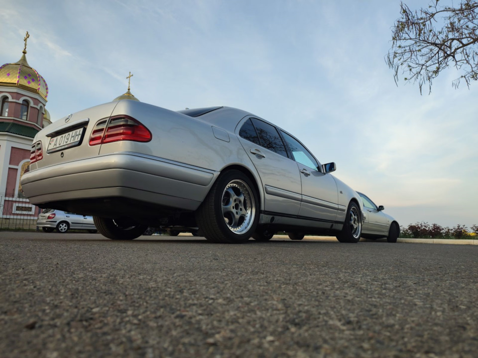 Диски к лету — финал. — Mercedes-Benz E-class (W210), 3 л, 1998 года ...