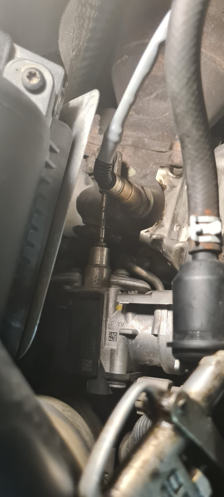 Регулировка актуатора турбины — Audi Q5 (1G), 2 л, 2013 года | визит на ...