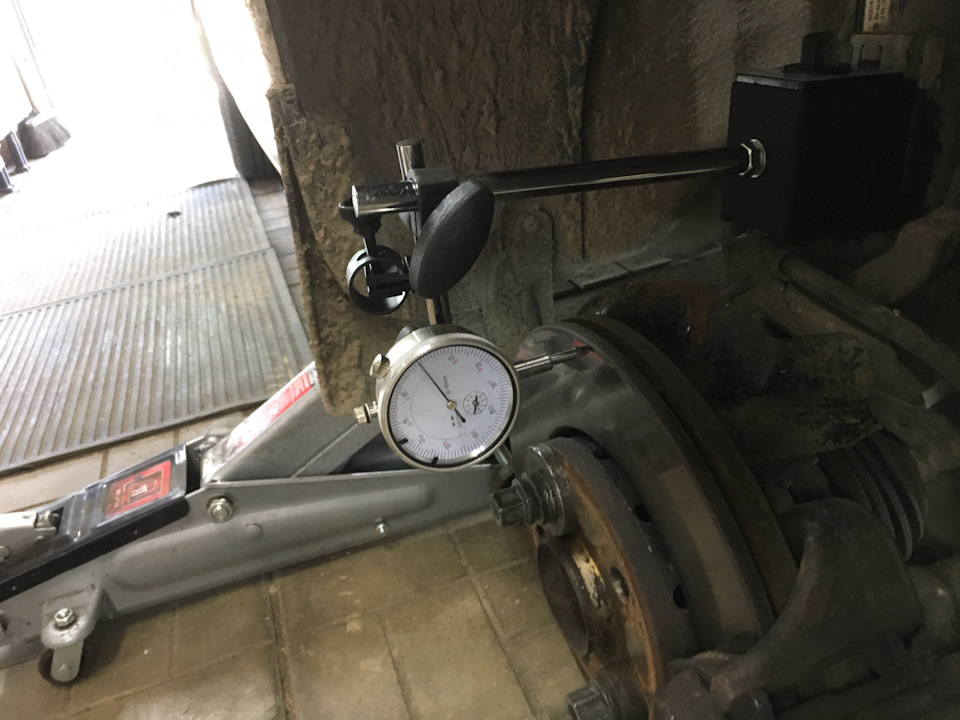 И опять про биение и неравномерное торможение. — Skoda Fabia Mk2, 1,2 л ...