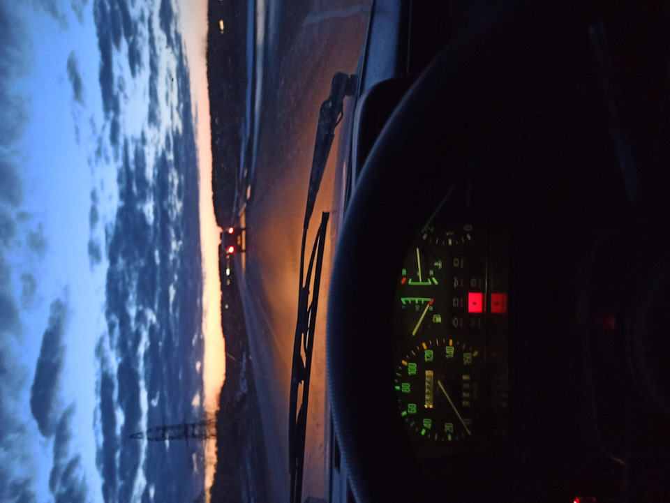 Отрегулировать клапана, течь масла, и спидометр — Mazda Familia (BD), 1 ...