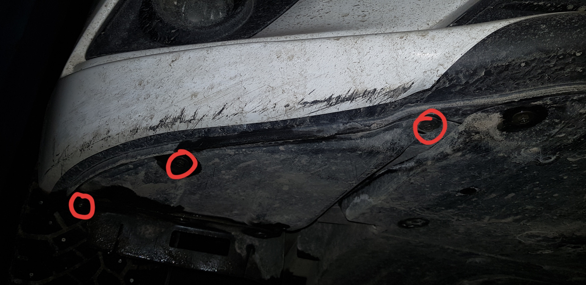 Как снять бампер мазда 6 gh. Mazda 6 gj снятие бампера. снятие переднего бампера мазда сх7. снятие бампера mazda rx-8. как снять задний бампер мазда cx 7.