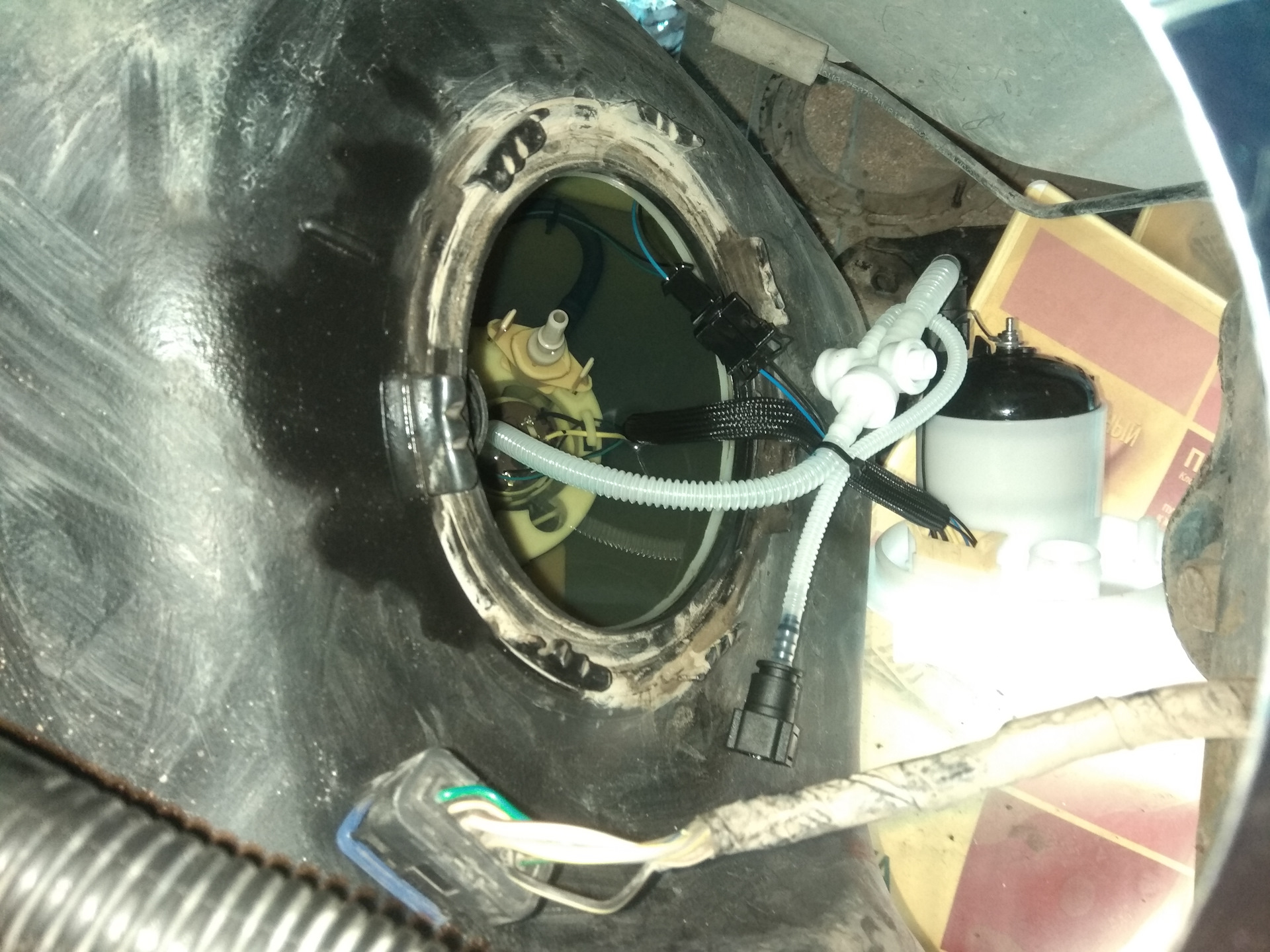 Замена топливного насоса - Land Rover Freelander 2, 3,2 л, 2012 года визит на се