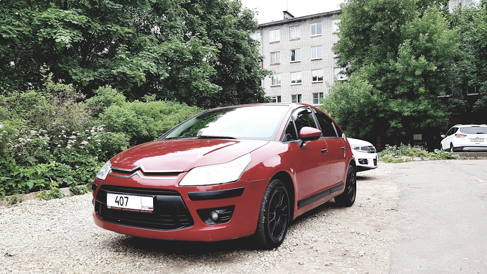 Citroen C4 "Красный"