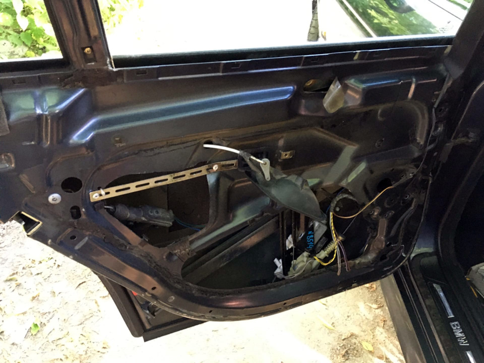 Фото в бортжурнале BMW 5 series (E39)