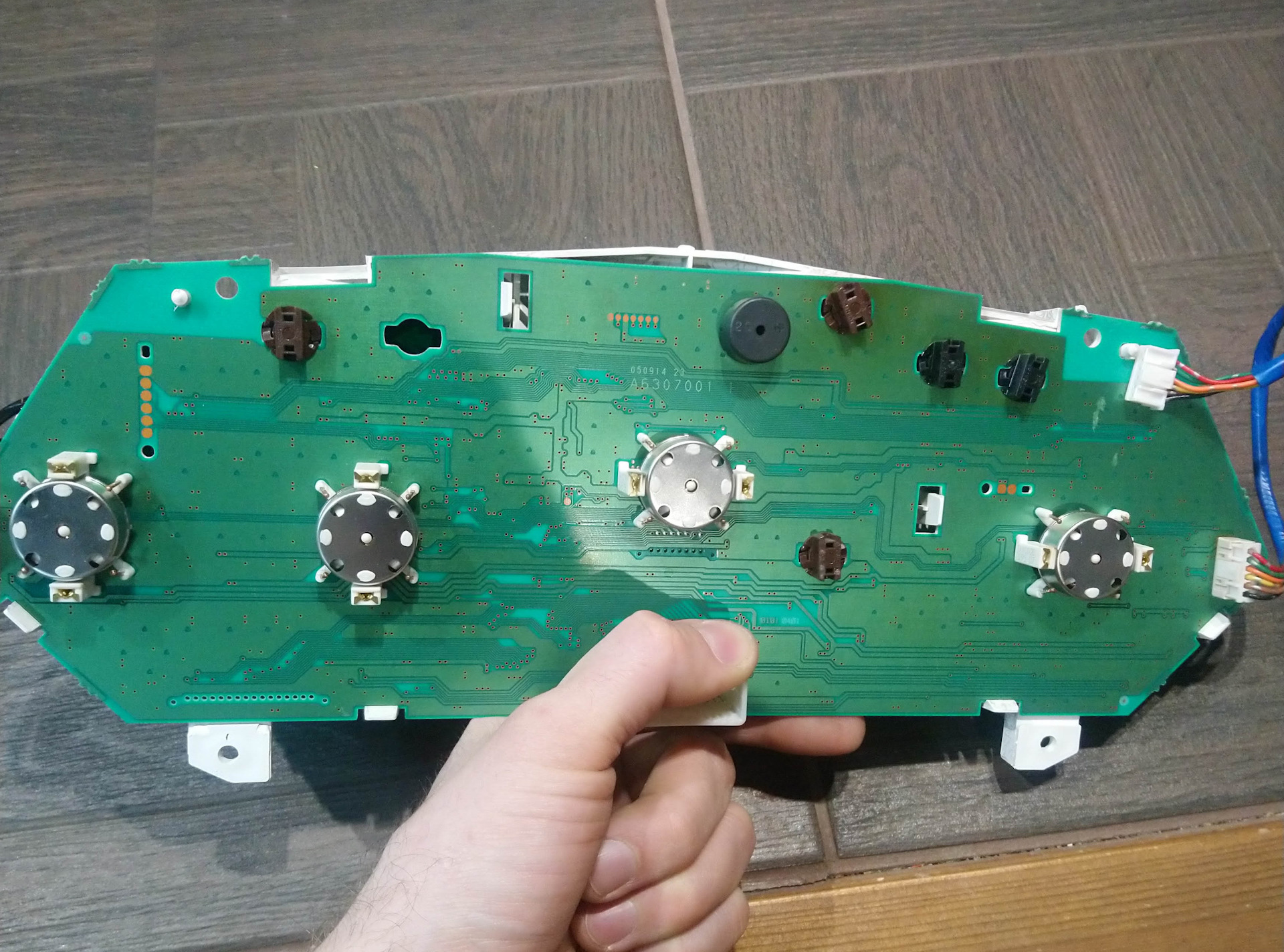 Замена лампочек в приборной панели ниссан. Лампочки в подсветку климата nissan bluebird sylphy qng10. Замена лампочек в приборной панели ниссан. Лампочки в панели приборов ниссан альмера н16. Замена лампочек в приборной панели ниссан.