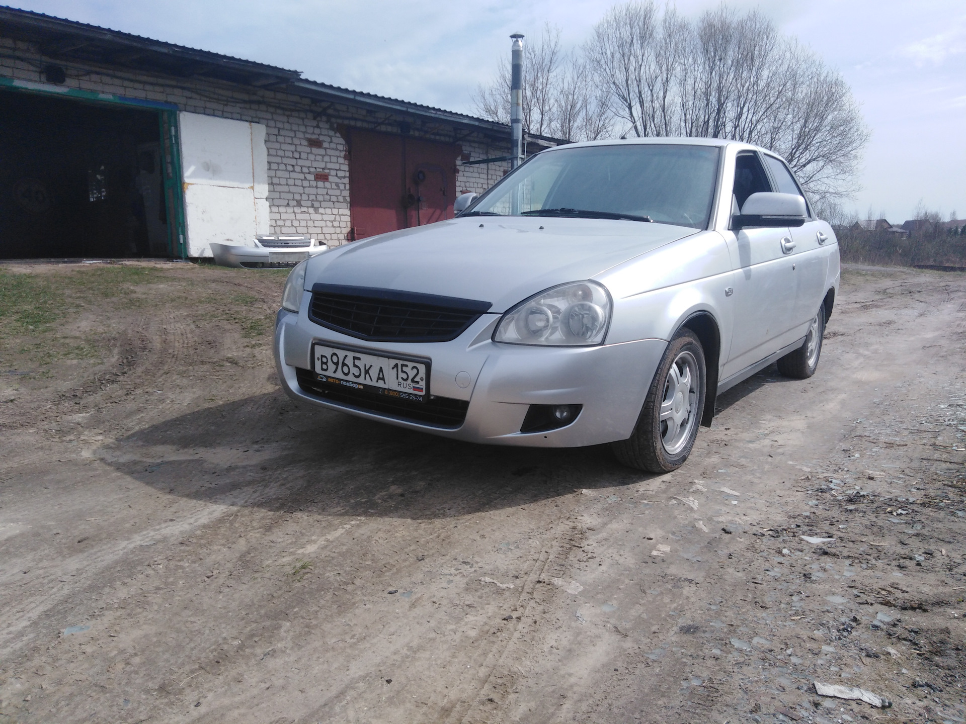 Приора седан спереди. Бампер передний ваз 21704. Бампер приора сочи. Приора 2 цвет сочи. Приора 2 сочи 360.