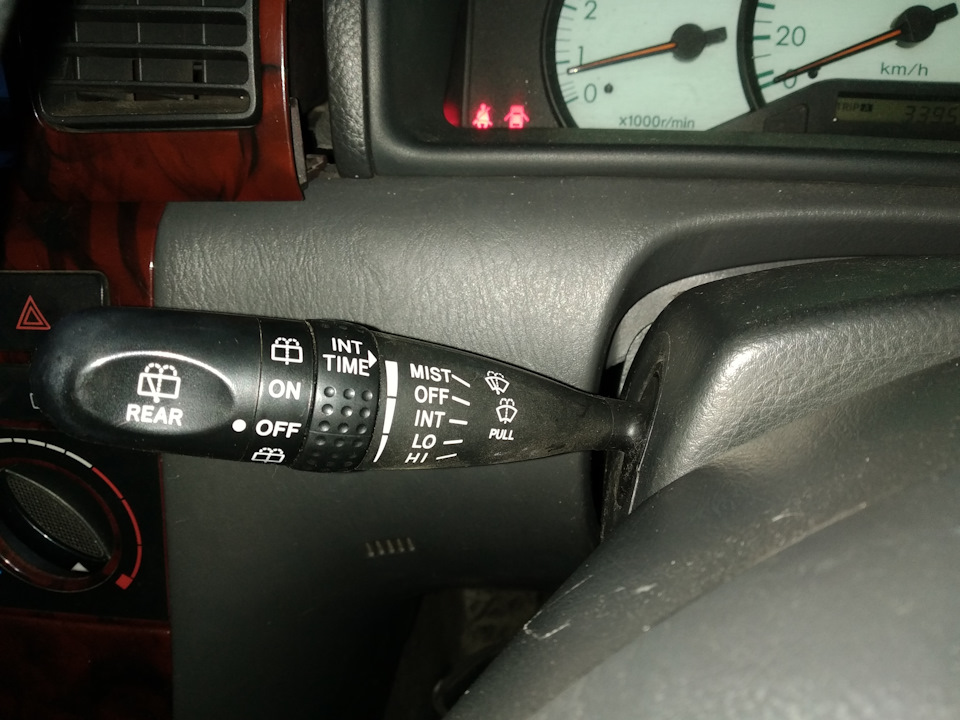 Нормальный перекл.дворников — Toyota Corolla (120), 1,5 л, 2003 года ...