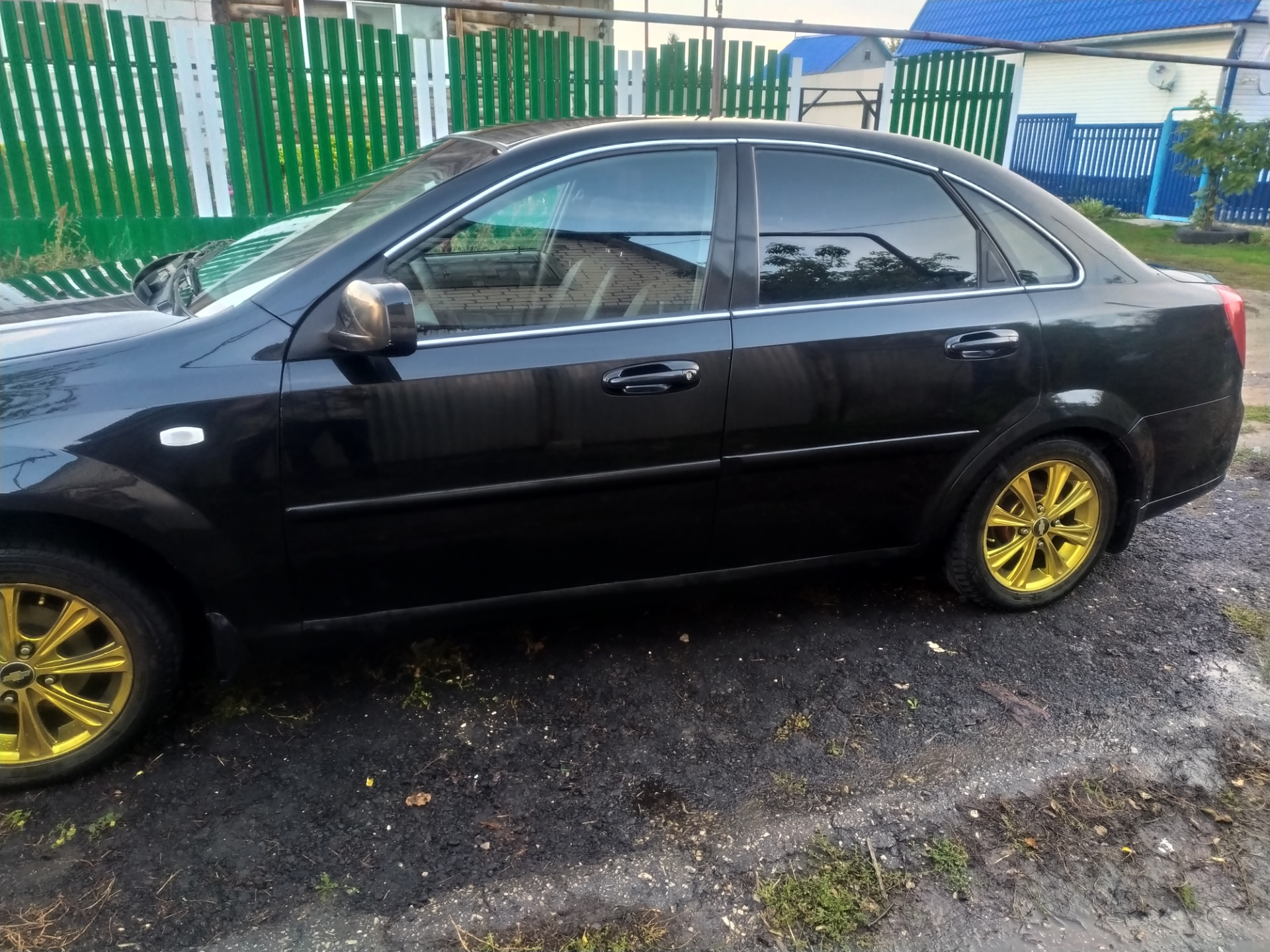 Окантовка двери в хром — Chevrolet Lacetti Sedan, 1,6 л, 2012 года ...