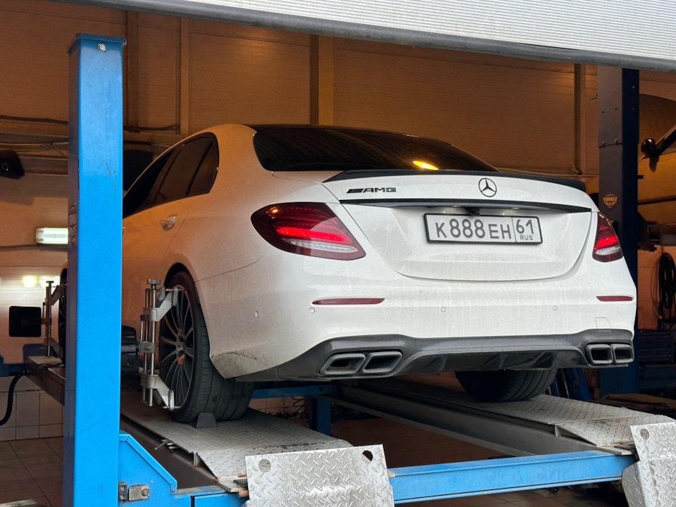 Фото в бортжурнале Mercedes-Benz E-class (W213)