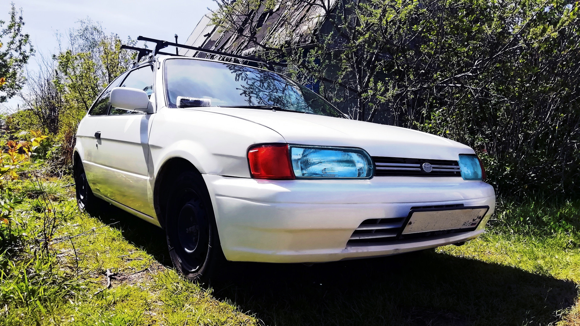 Тойота королла 2. Toyota Corolla II 1997. Toyota Corolla II 1.3. Toyota Corolla II 1995. Тойота Королла 2 1997 года.