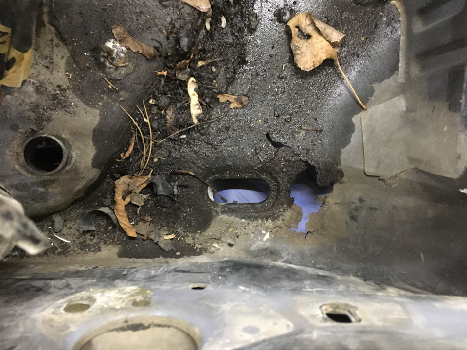 Вот она- чистота под капотом — Mercedes-Benz E-class (W124), 4,2 л ...