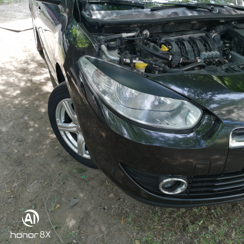 Реснички на фары. — Renault Fluence, 1,6 л, 2011 года | тюнинг | DRIVE2