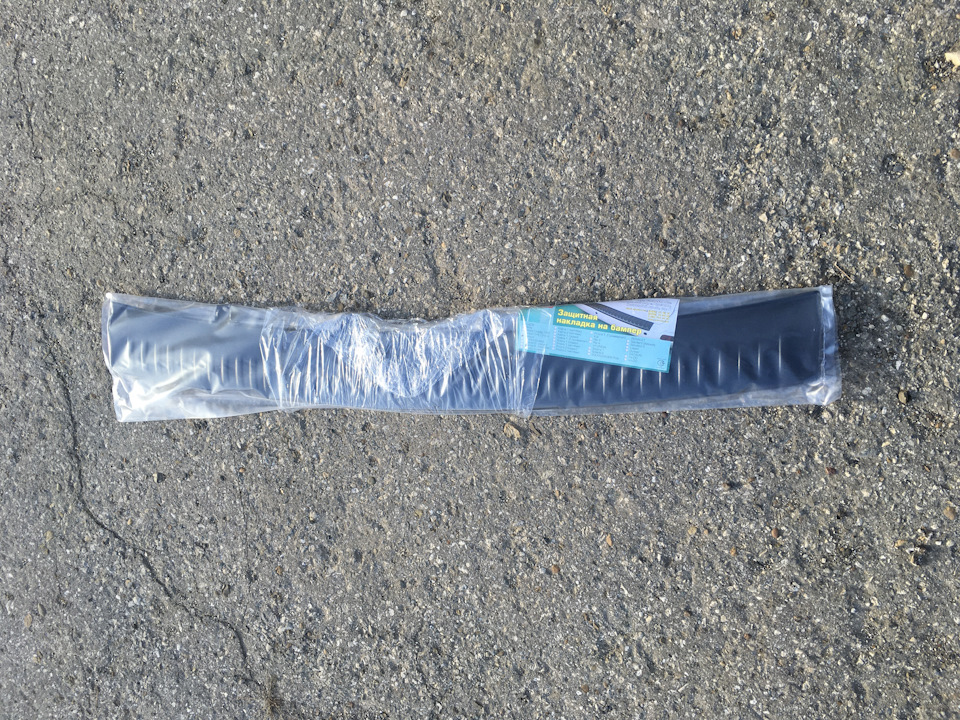 Защитная накладка на бампер — Lada Largus Cross, 1,6 л, 2019 года ...