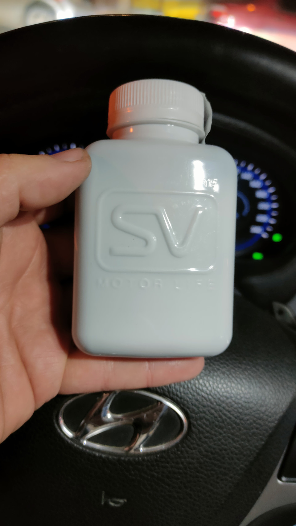 . — Hyundai Accent (2G)