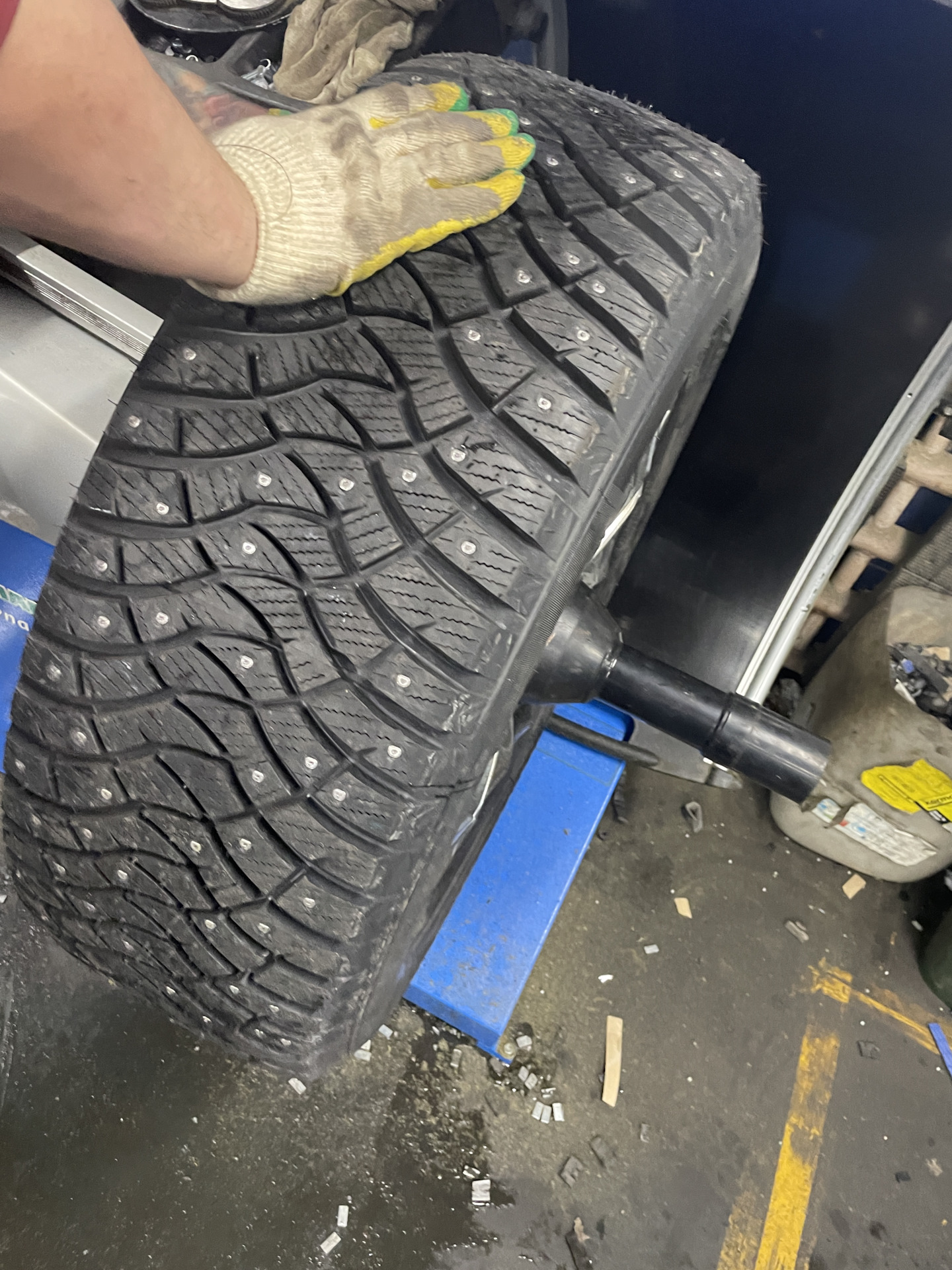 Зимняя резина Dunlop Grandtrek Ice 03 265/55 R20 113T XL — Toyota Land ...