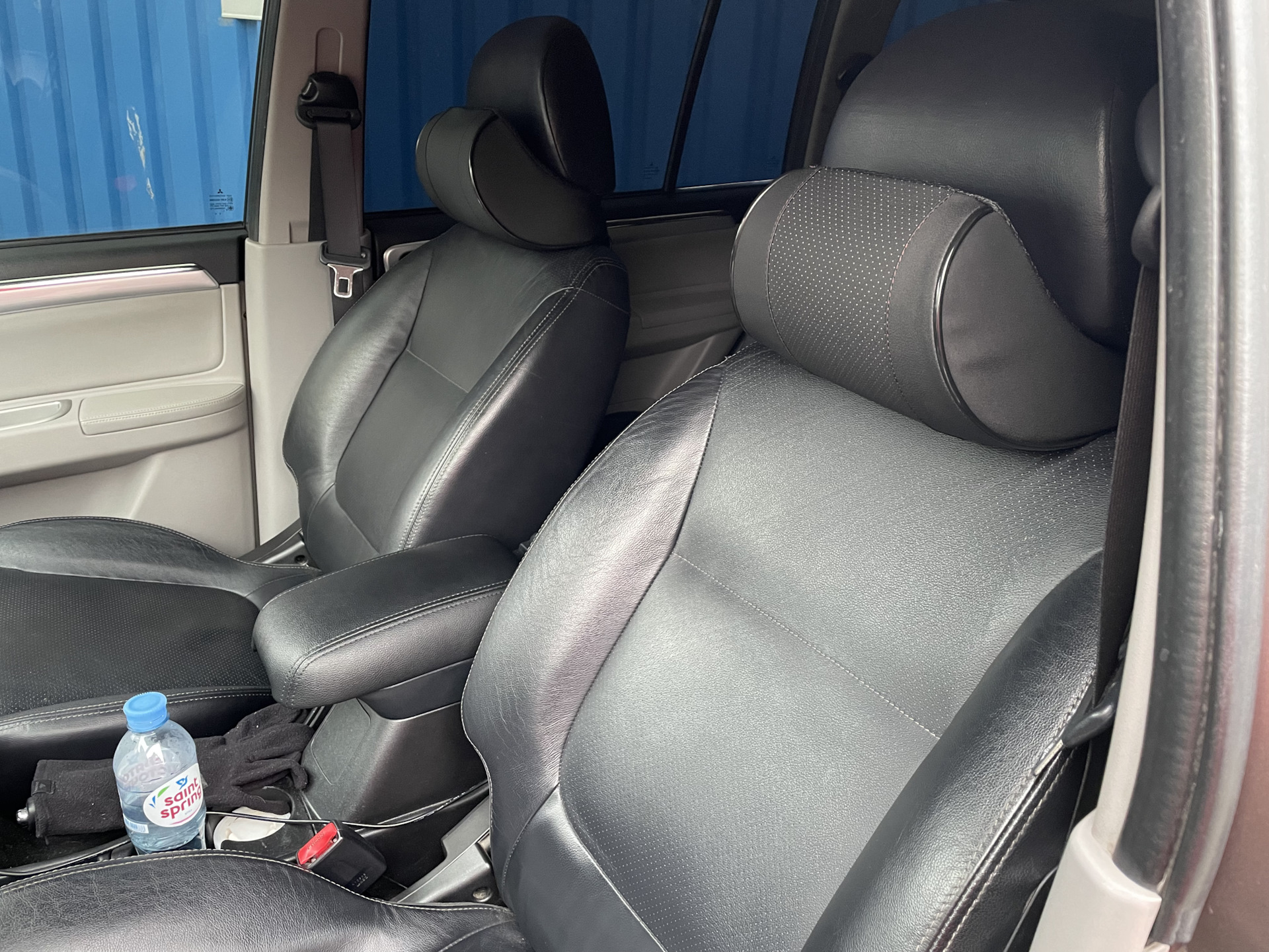 Дополнительные подголовники — Mitsubishi Pajero Sport (2G), 2,5 л, 2011 ...