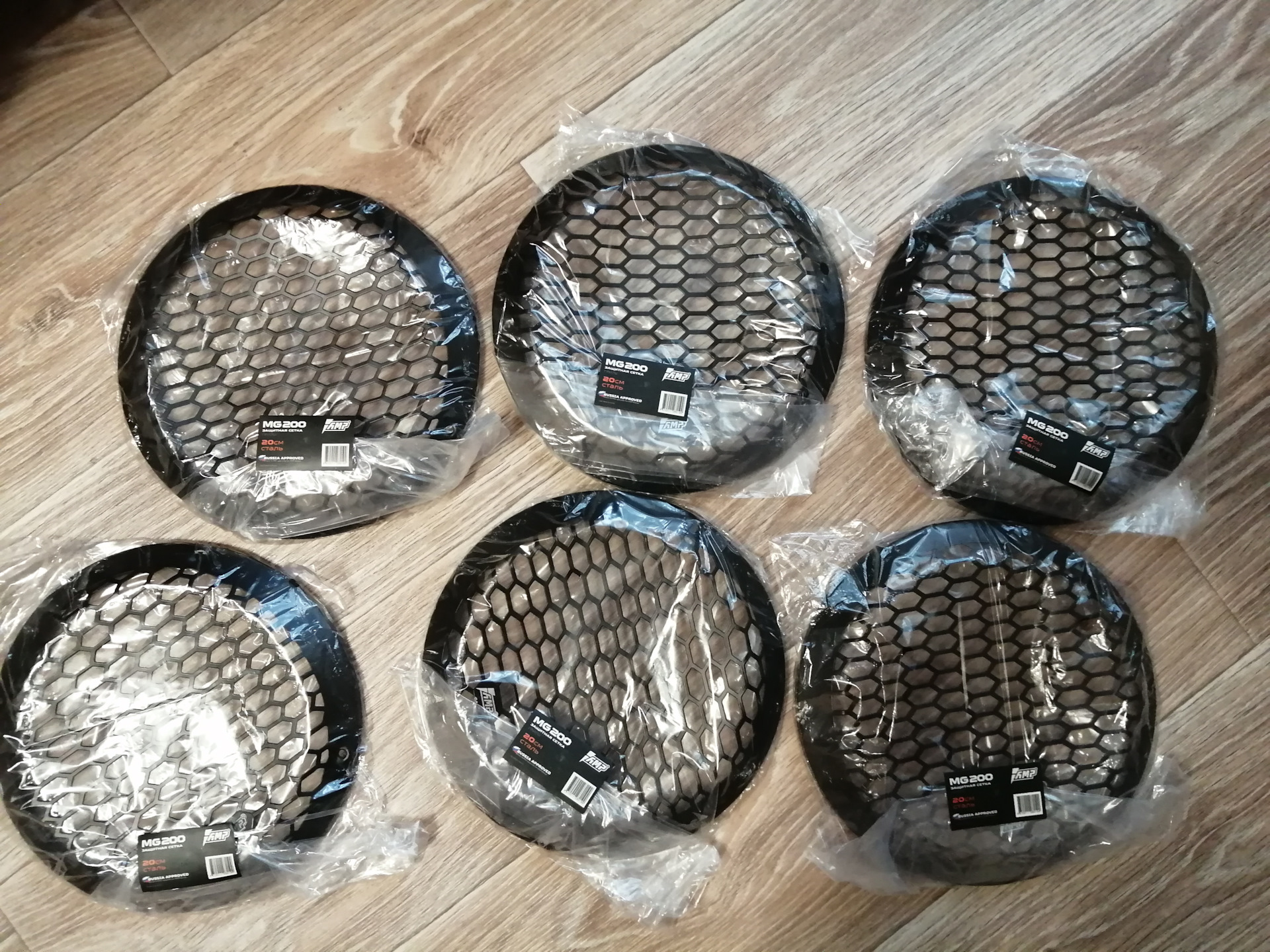 Защитные грили на динамики AMP MG 200 — Lada Приора седан, 1,6 л, 2007 ...