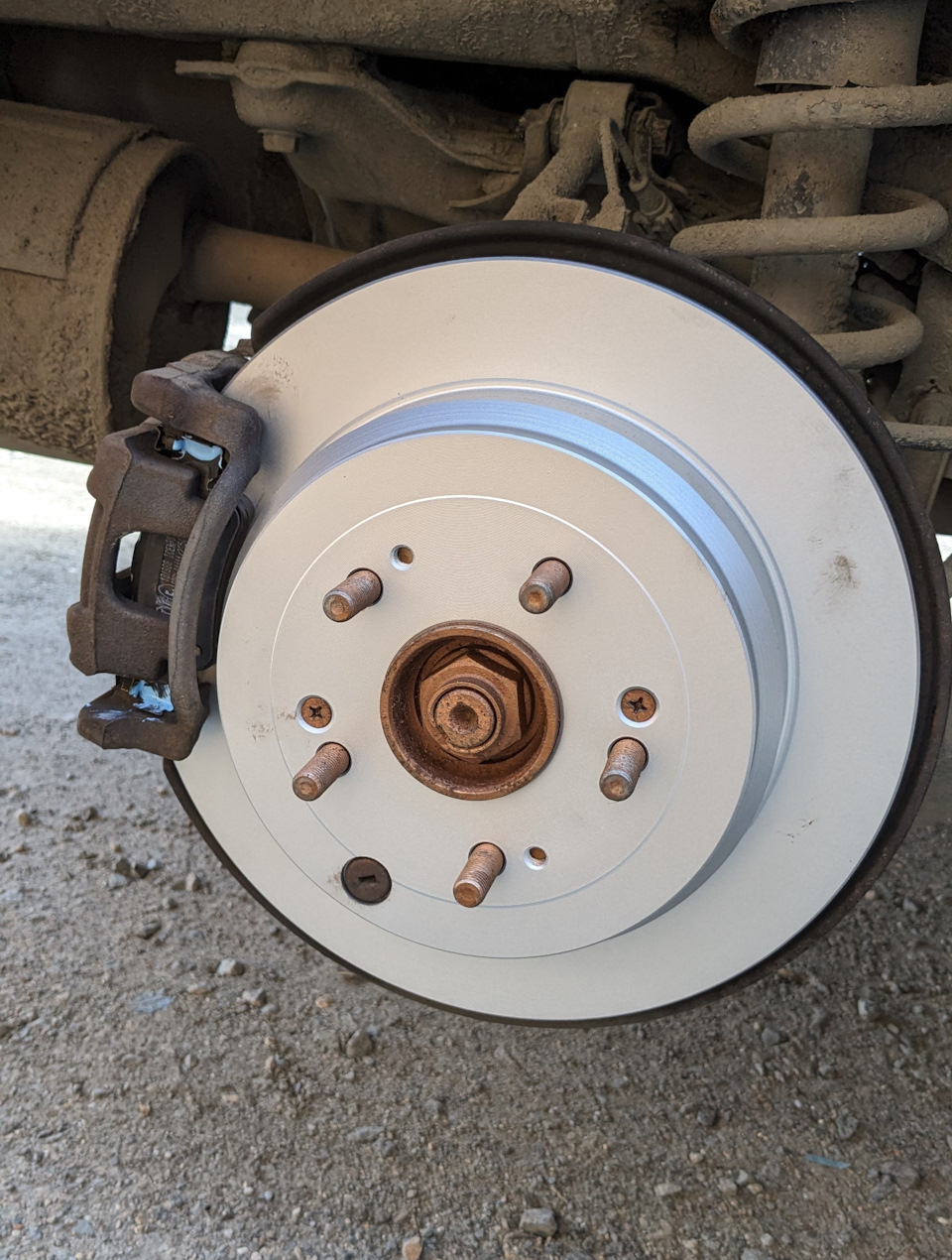 #38.💥Замена задних тормозных колодок и дисков! Хонда CR-V 2008. RE3💥 ...